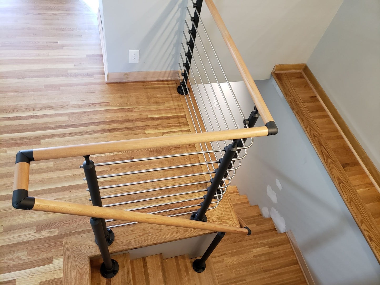 Prova PA6b Anthracite Handrail Elbow
