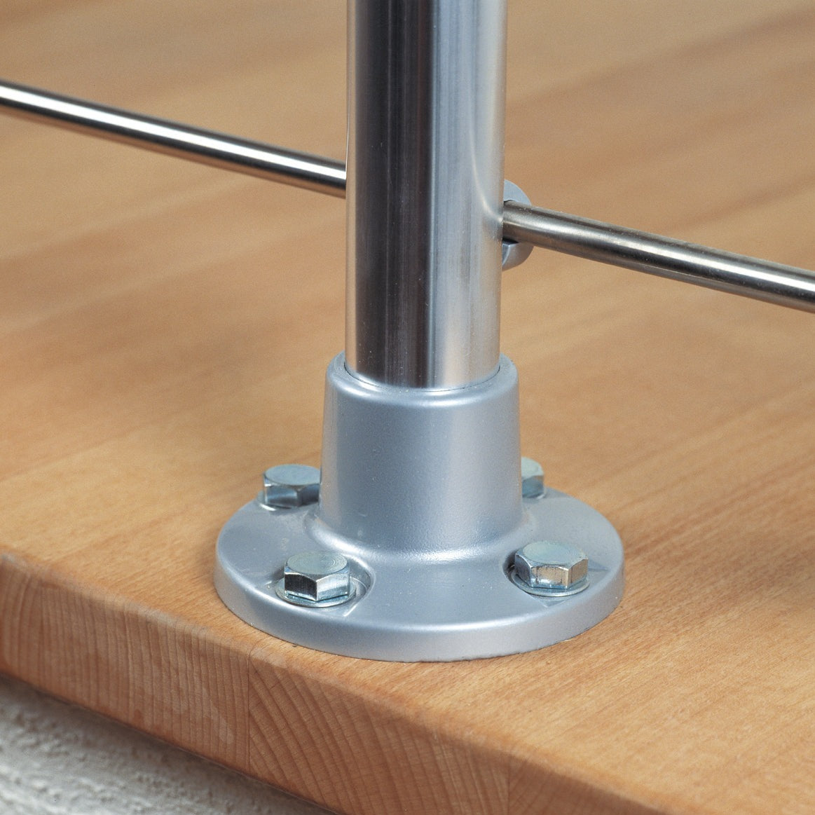 Indoor Railing Screws | Prova Indoor Outdoor Railings: Staircase ...